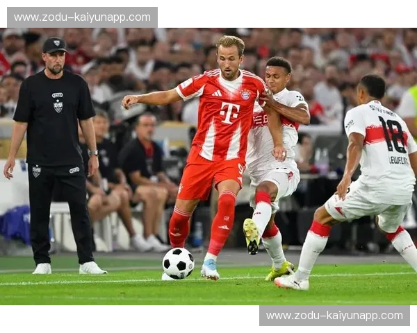 拜仁慕尼黑vs.中央陆军：一场关于荣耀、传承与激情的足球史诗